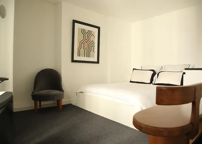 아파트 Superb Flat